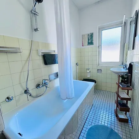 Appartement Gemuetliche Mit Balkon Und Top-anbindung